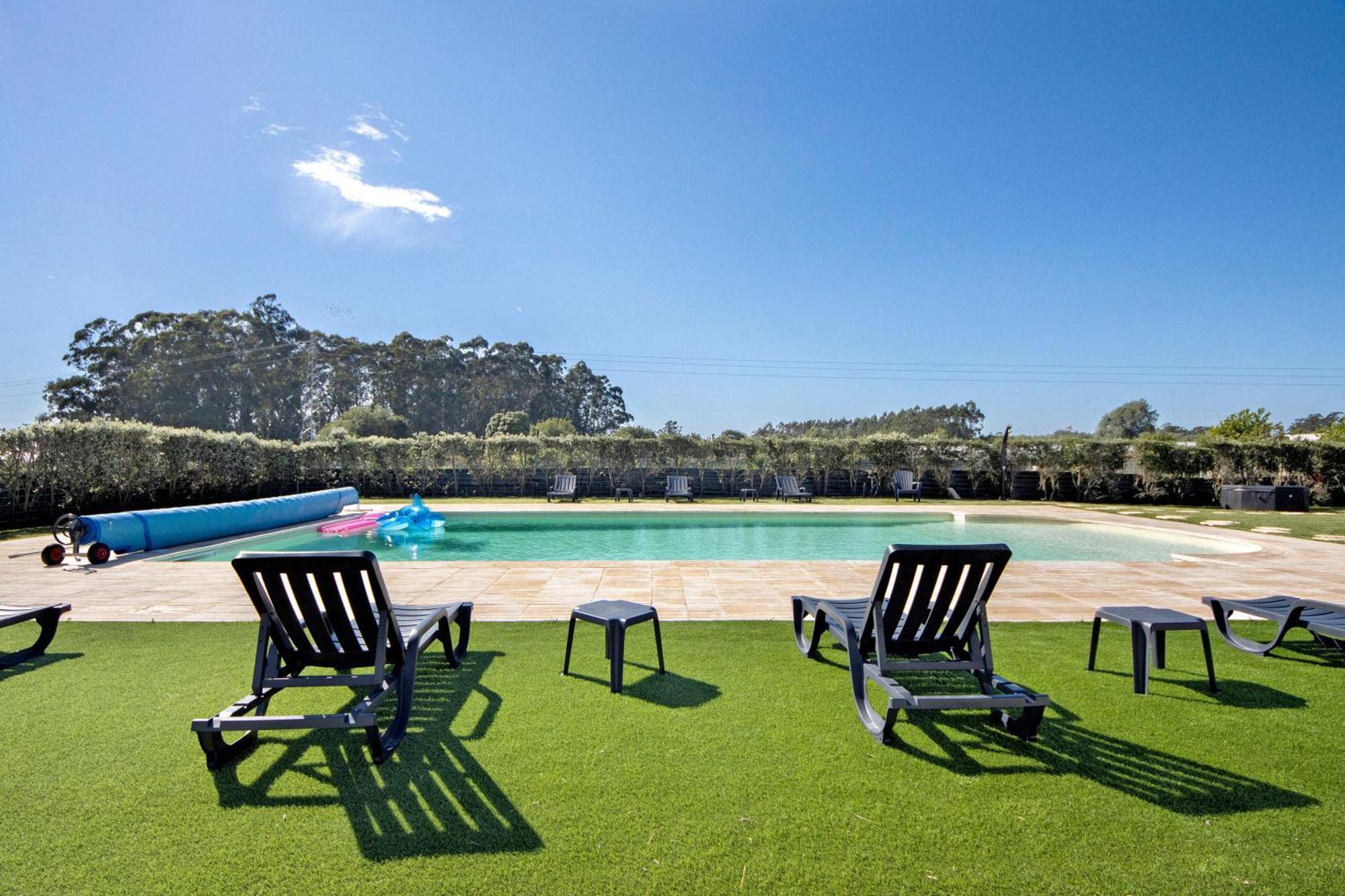 Lomi Com Piscina Apulia